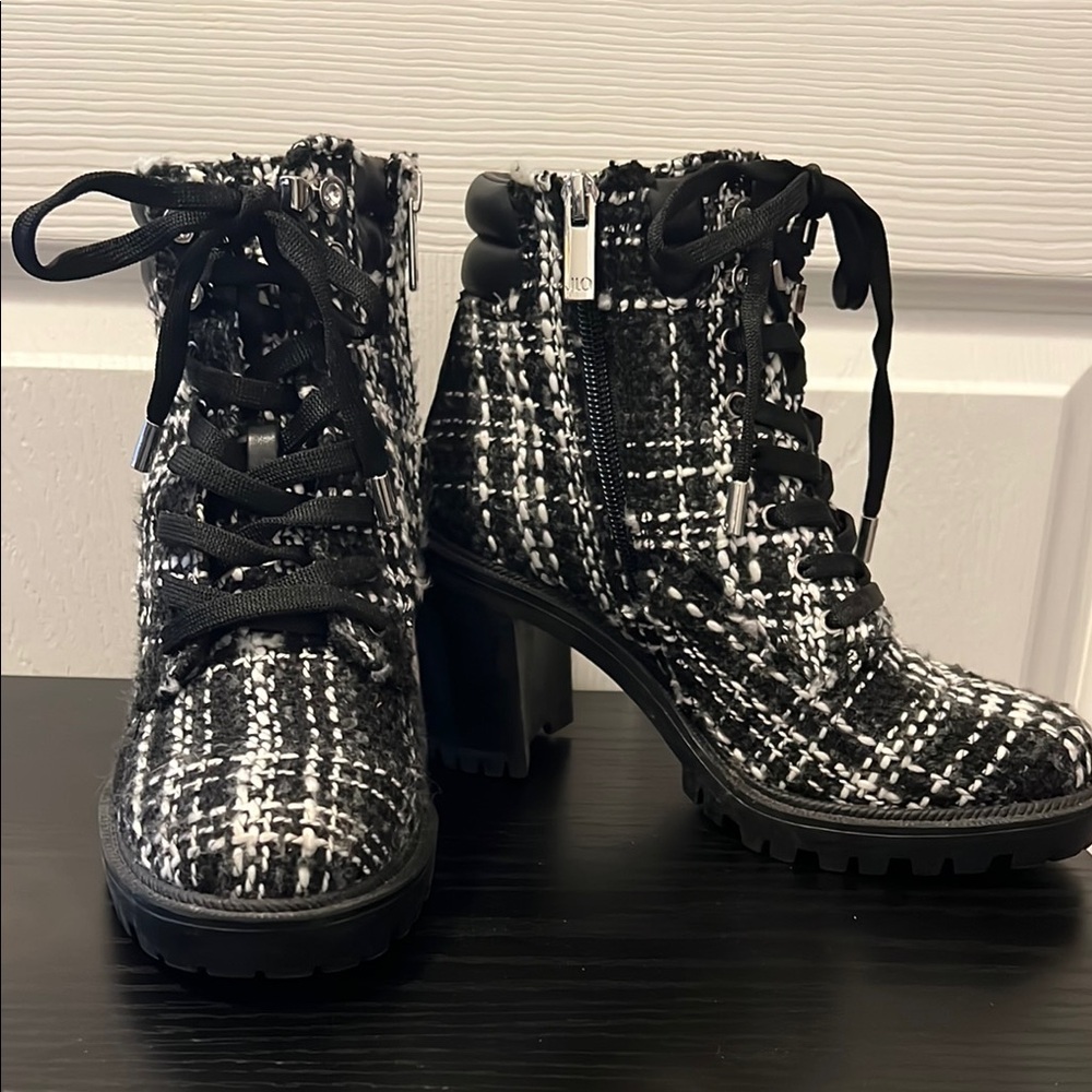 Jennifer Lopez Black and White Heeled Boots with Chunky Sole